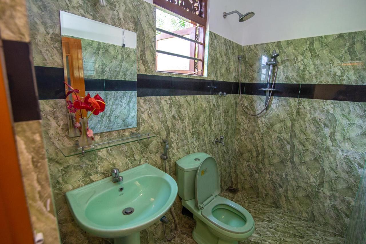 Mountain Gem Villa Hikkaduwa Exterior foto